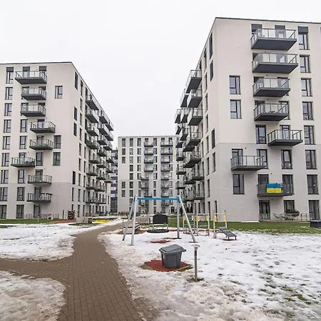 Stylish With Balcony By Urban Rent Butas