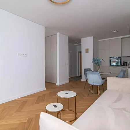 Stylish With Balcony By Urban Rent